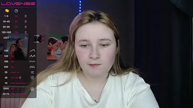 Light Luna online show from November 29, 2025, 3:48 pm