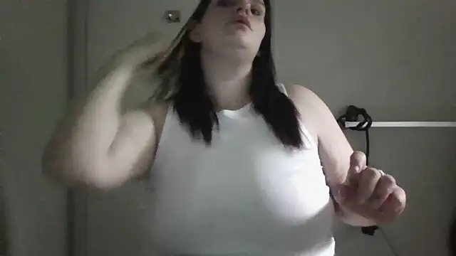 BeckiTooSweet online show from July 8, 2026, 3:16 pm