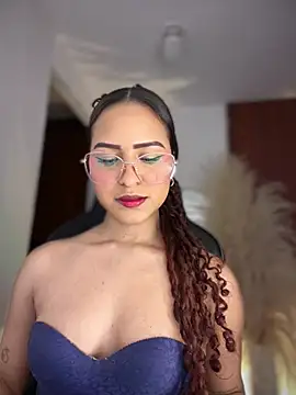 gretta kler1 online show from June 21, 2026, 8:44 pm