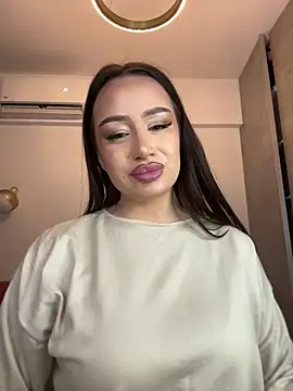 Snapshot of deliaroyal chatting on November 26, 2025, 2:40 pm deliaroyal online show from November 26, 2025, 2:40 pm