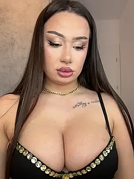 Snapshot of deliaroyal chatting on December 3, 2025, 1:09 pm deliaroyal online show from December 3, 2025, 1:09 pm