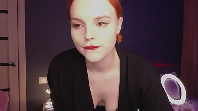 KristiRosee online show from January 24, 2025, 11:15 am