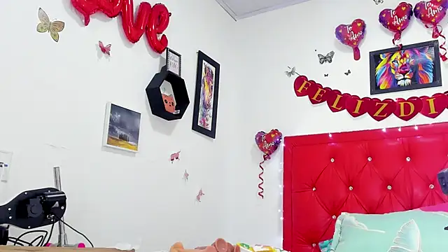 Snapshot of natasha_jurado chatting on February 7, 2025, 6:35 am natasha jurado online show from February 7, 2025, 6:35 am