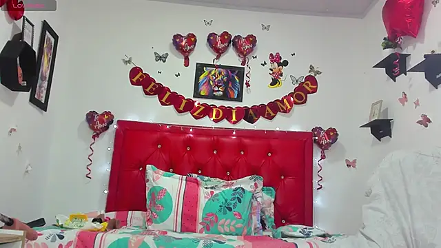 Snapshot of natasha_jurado chatting on February 19, 2025, 1:51 am natasha jurado online show from February 19, 2025, 1:51 am