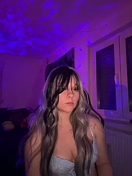 Snapshot of kinkygirl420x chatting on March 3, 2025, 9:15 pm kinkygirl420x online show from March 3, 2025, 9:15 pm