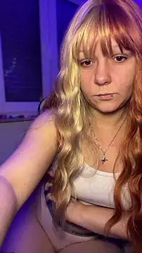 Snapshot of kinkygirl420x chatting on January 11, 2026, 8:58 pm kinkygirl420x online show from January 11, 2026, 8:58 pm