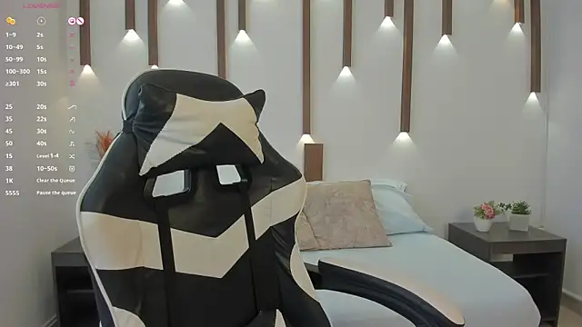 Snapshot of megan_cooper28 chatting on October 6, 2025, 7:11 pm megan cooper28 online show from October 6, 2025, 7:11 pm