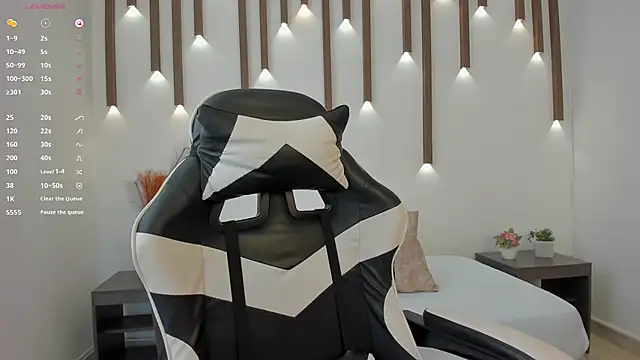 Snapshot of megan_cooper28 chatting on November 5, 2025, 7:14 pm megan cooper28 online show from November 5, 2025, 7:14 pm