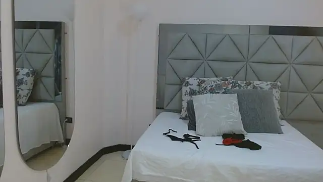 Snapshot of genesis_moretz chatting on March 1, 2026, 3:41 am genesis moretz online show from March 1, 2026, 3:41 am