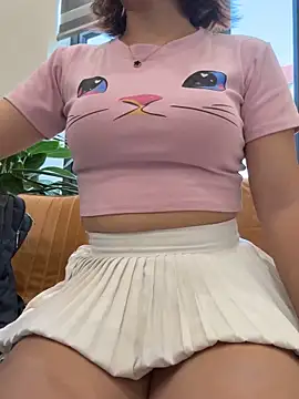 Snapshot of Chun_Ae95 chatting on February 21, 2026, 2:56 am Chun Ae95 online show from February 21, 2026, 2:56 am