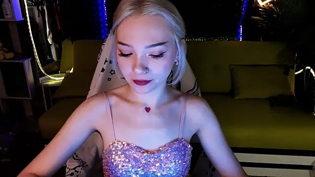 SandraBoyl online show from January 19, 2025, 1:43 am