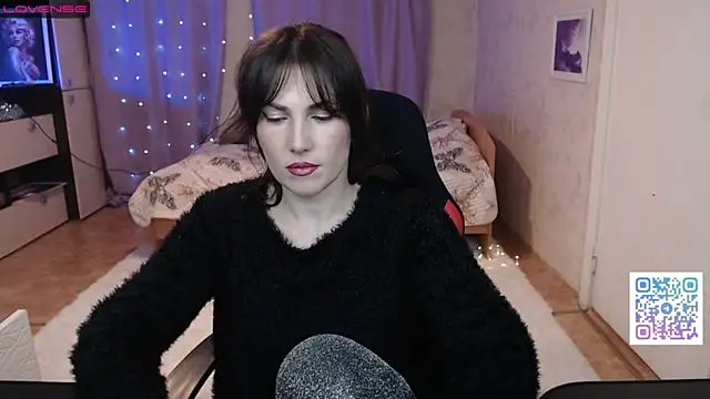 Daniela Cooperr online show from April 1, 2026, 5:54 pm