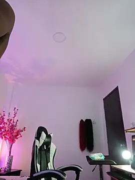 Elektra Queen online show from December 16, 2025, 12:54 pm