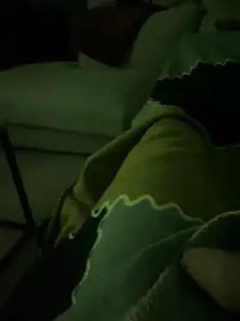 Snapshot of fullfillyourdreams chatting on October 8, 2025, 11:02 pm fullfillyourdreams online show from October 8, 2025, 11:02 pm