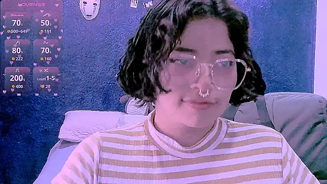 NinaYellow online show from August 3, 2026, 3:16 pm