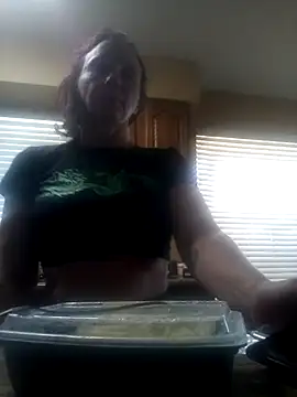 Snapshot of Everlyrose27 chatting on January 10, 2026, 8:43 pm Everlyrose27 online show from January 10, 2026, 8:43 pm