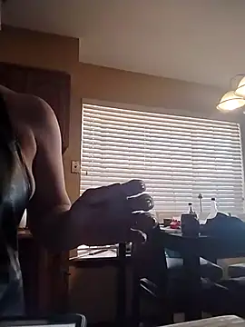 Snapshot of Everlyrose27 chatting on February 22, 2026, 7:45 pm Everlyrose27 online show from February 22, 2026, 7:45 pm