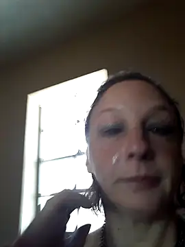 Snapshot of Everlyrose27 chatting on February 28, 2026, 5:47 pm Everlyrose27 online show from February 28, 2026, 5:47 pm