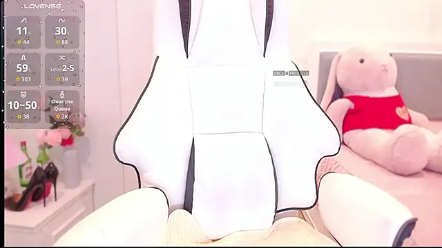 PimChanOK online show from November 2, 2025, 1:41 am