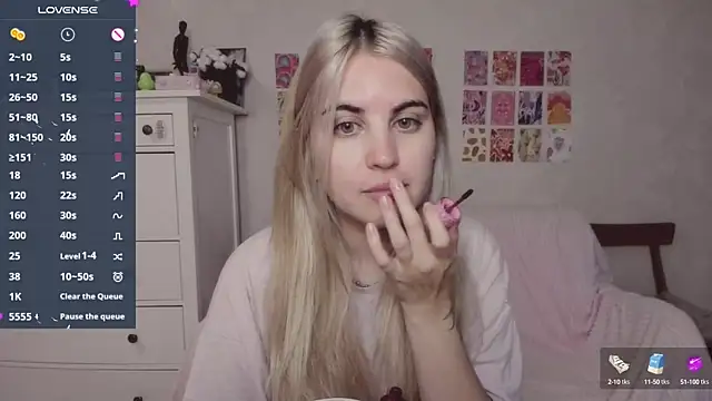 pawpaws online show from September 18, 2025, 6:04 am