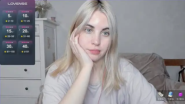 pawpaws online show from November 6, 2025, 10:49 am