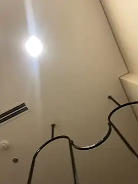 Snapshot of MEOW_MEO chatting on March 21, 2025, 6:07 pm MEOW MEO online show from March 21, 2025, 6:07 pm