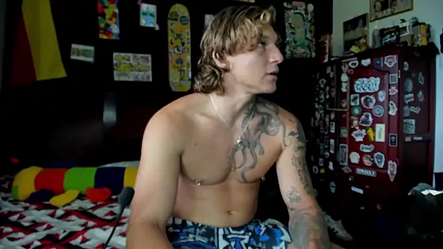 Tom Krakow online show from October 23, 2025, 8:51 pm