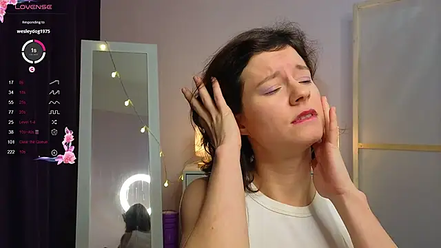 Dana Magicall online show from December 15, 2024, 1:32 pm