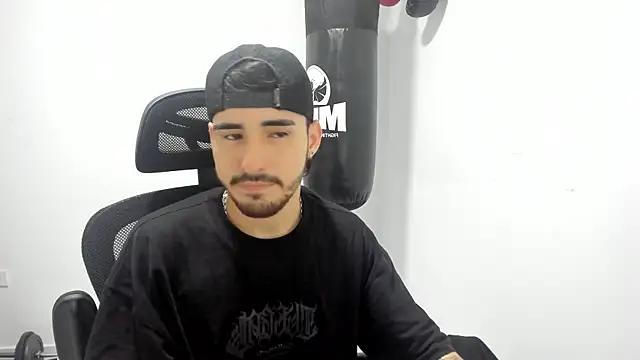 DmitriSanders online show from September 9, 2025, 10:31 pm