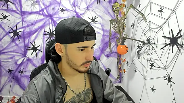 DmitriSanders online show from September 29, 2025, 9:41 pm