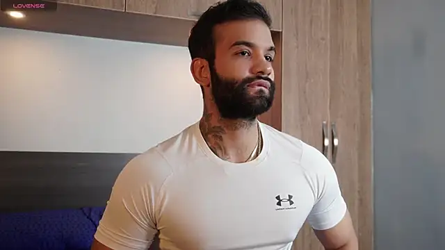 MarkHazze online show from September 9, 2025, 10:42 pm