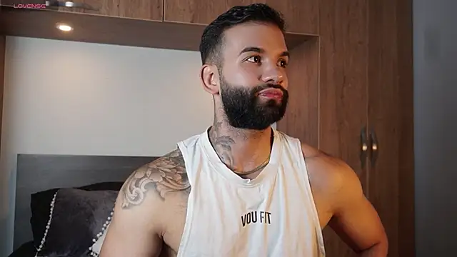 MarkHazze online show from September 15, 2025, 7:58 pm