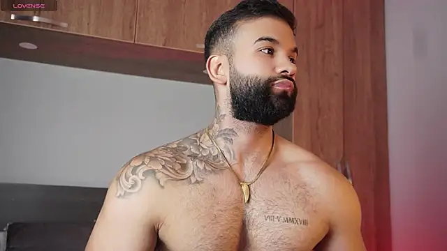 MarkHazze online show from October 1, 2025, 1:00 am