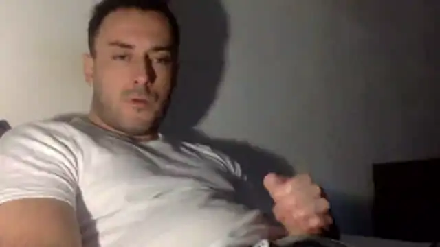 Snapshot of mainnrd chatting on November 11, 2025, 1:44 pm mainnrd online show from November 11, 2025, 1:44 pm