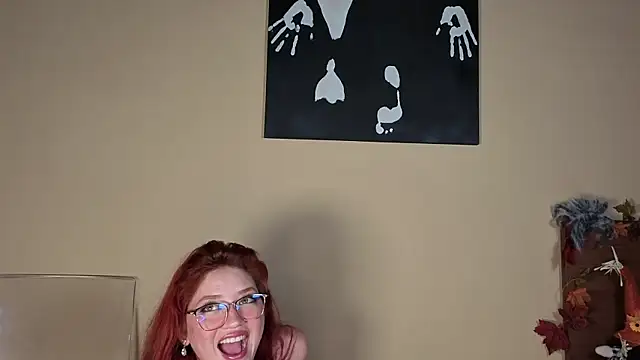 Snapshot of Ivanna_Diamon chatting on October 11, 2025, 5:17 am Ivanna Diamon online show from October 11, 2025, 5:17 am