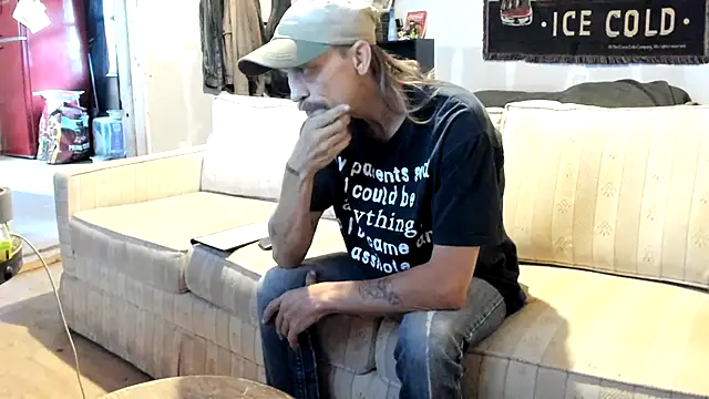 jayshort786 online show from October 22, 2025, 3:34 pm