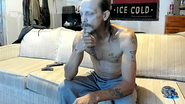 jayshort786 online show from November 9, 2025, 2:26 pm