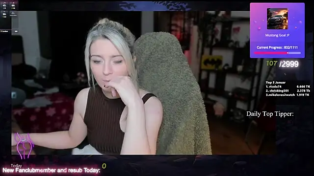 Lisaonthemoon online show from January 11, 2025, 11:46 pm