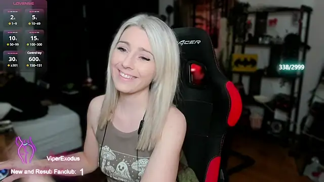 Lisaonthemoon online show from March 19, 2025, 4:34 pm