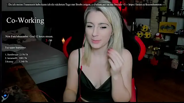 Lisaonthemoon online show from September 10, 2025, 6:19 pm