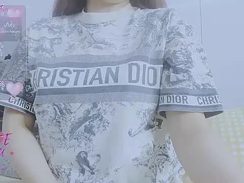 Linh diudang online show from October 14, 2025, 2:45 am