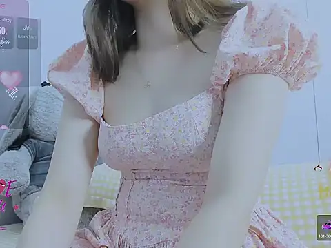 Linh diudang online show from November 3, 2025, 11:15 pm