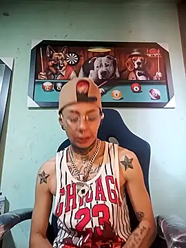 real fenix online show from September 28, 2025, 3:28 pm