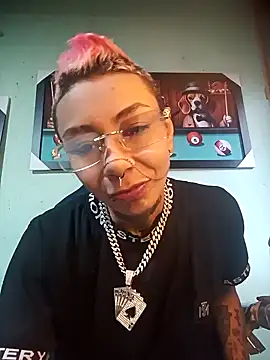 real fenix online show from October 1, 2025, 3:18 pm