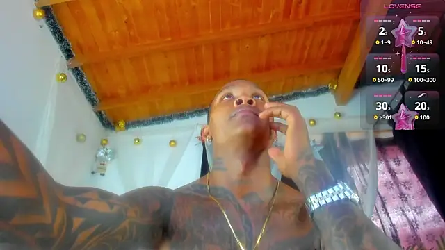 Snapshot of esteveen_ortegas_ chatting on February 3, 2026, 8:47 pm esteveen ortegas online show from February 3, 2026, 8:47 pm