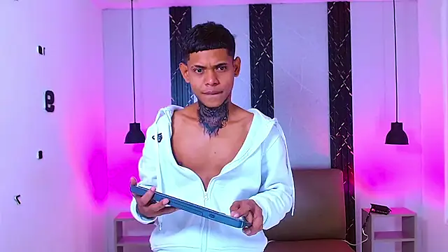 Damar fhelipe online show from October 5, 2025, 4:11 am