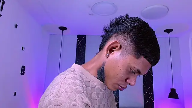 Damar fhelipe online show from October 8, 2025, 4:21 am