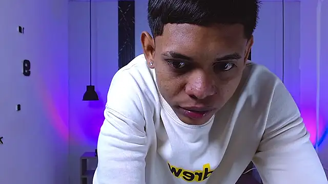 Damar fhelipe online show from October 16, 2025, 4:02 am