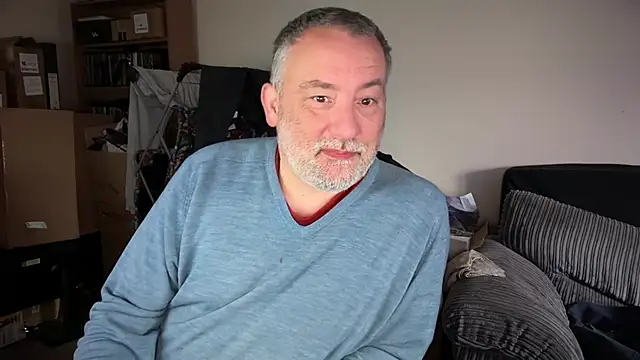 Snapshot of LondonTeffy chatting on December 1, 2025, 11:04 am LondonTeffy online show from December 1, 2025, 11:04 am