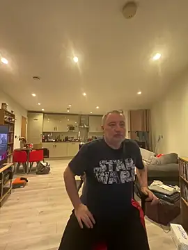 Snapshot of LondonTeffy chatting on March 3, 2026, 10:04 pm LondonTeffy online show from March 3, 2026, 10:04 pm